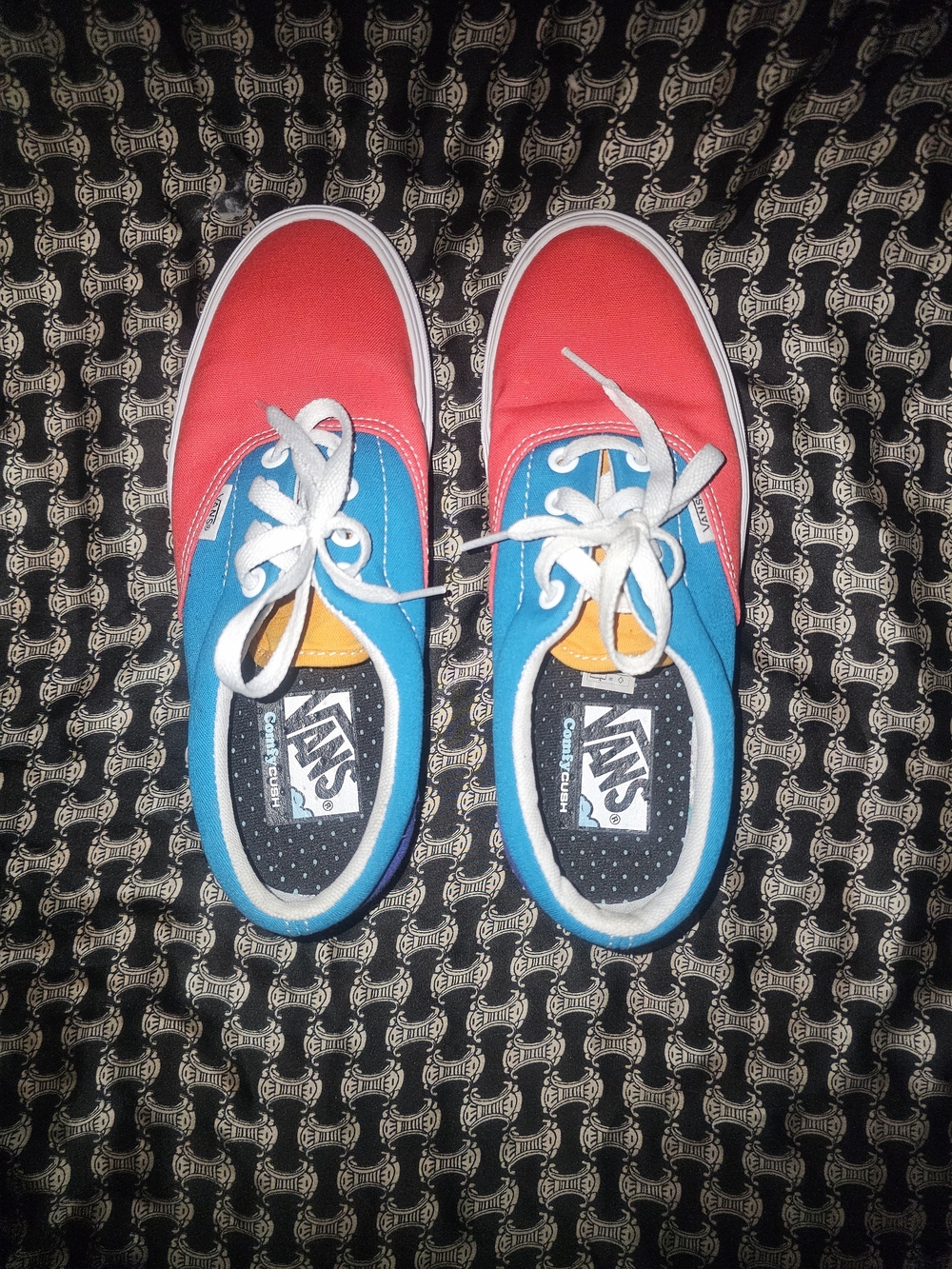 Vans Kids Classic Lace-Up Sneakers in Red/Blue